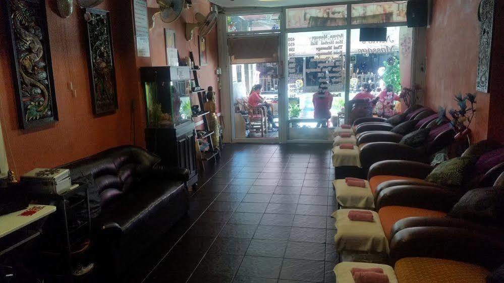 Nemos Guesthouse And Massage Pattaya Exterior foto