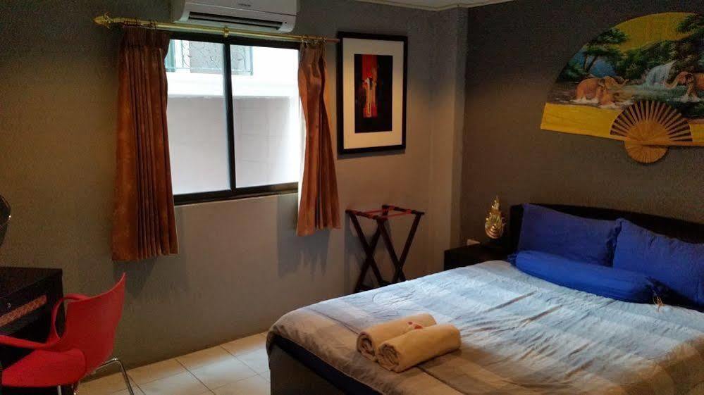 Nemos Guesthouse And Massage Pattaya Exterior foto